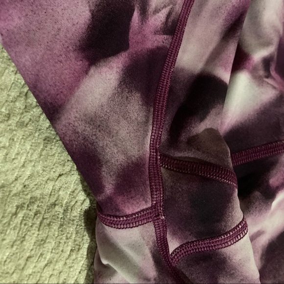 Lululemon leggings - Picture 8 of 9